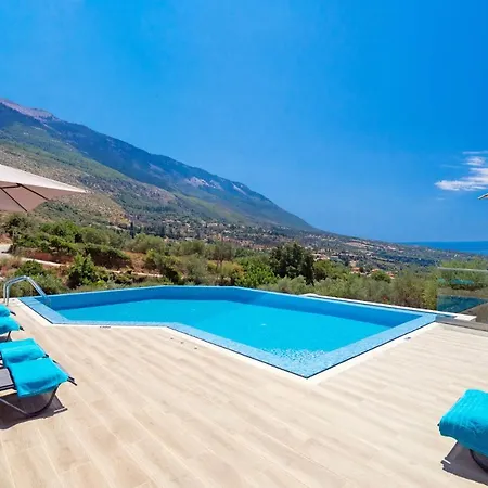 Igns Ionian Villas Helios Lourdata (Kefalonia)